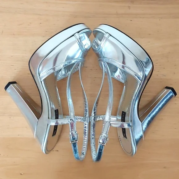 Burberry Silver Leather High Heel Sandals - Picture 7 of 16